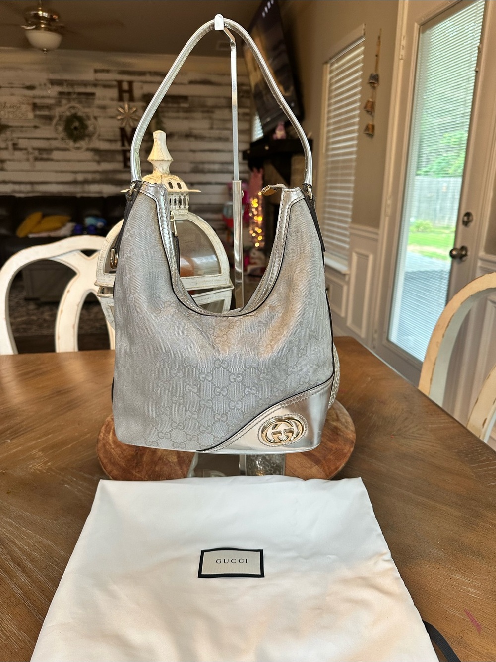 Gucci interlocking G Monogram Hobo Bag - metallic silver - Picture 1 of 14